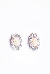 Bauble and Bead Pearl Floret