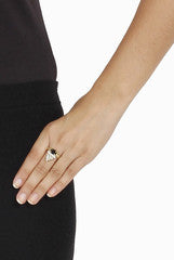 Closet Drama Black Adorning Ring