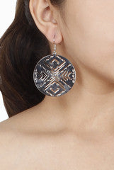 Closet Drama Plain Cut Earring