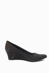 Kraft Cellar Onyx Wedge Pumps