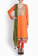 Pralii Orange Pink Layered Kurti With Bandhani Green Dupatta