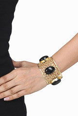 Silvette Tosty Handcuff