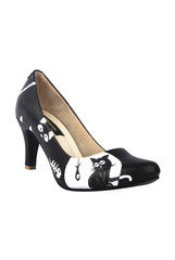 Wearmates Cat in Black Faux Leather Pumps Footwear