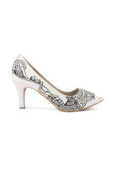 Wearmates Soul Eye'd in White Peeptoe Designer Heels Shoes